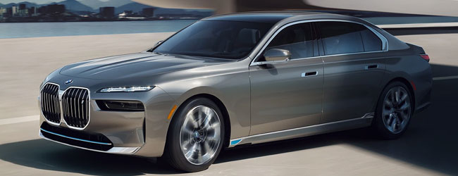 BMW i7